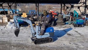 Японский мини-экскаватор Kubota KX-005 во Владивостоке. Тел. 8-914-792-77-71