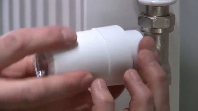Установка термоголовки Danfoss Living Eco