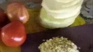 Жарим кабачки в тайге.