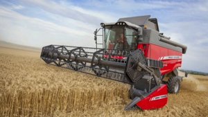 Зерноуборочные комбайны. Разные виды и названия