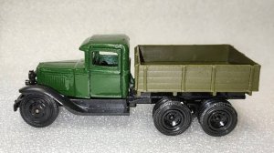 Модель автомобиля коллекционная 143 грузовик ГАЗ-АА