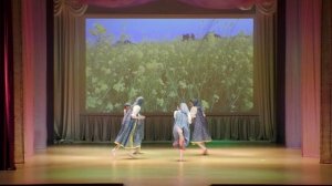 "Нас комарики кусали, а мы все равно плясали!"