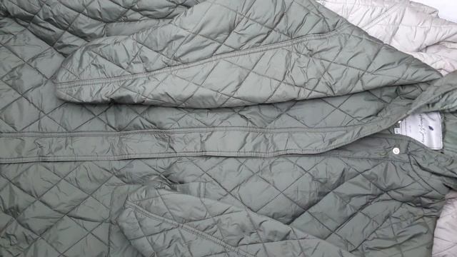 20703 Harvey&Jones женские куртки-пальто MAURA HJW MAURI 11 пак 7.8кг по 42.5€/шт. 10шт смотреть онлайн