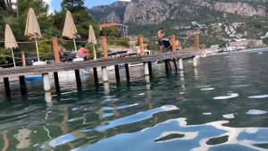 Турция. “Turunc Resort Hotel”  Трубы с отеля выходят в море.