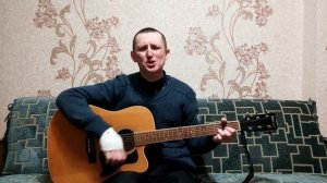 На далёком холме старый крест виден мне (Песнь Возрождения № 426)