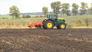 John Deere 6195М & Глубокорыхлитель Gaspardo PINOCCHIO 300