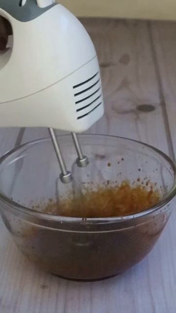 Oats Dalgona Chicory coffee #fyp #youtubeshorts #oatsrecipe #dalgonacoffee #vegan #coffee смотреть онлайн