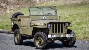 Динамический показ внедорожника Willys MB