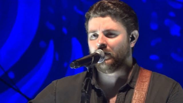 Chris Young - Drinkin' Me Lonely смотреть онлайн