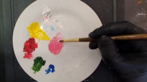 Учебное видео, как правильно смешивать краски на палитре.