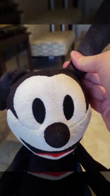Oswald the lucky rabbit plush 🐇🐇🐇🐇🐇 смотреть онлайн