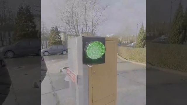 Установка шлагбаума со светофорами и системой распознавания ТС смотреть онлайн