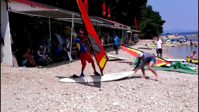 Helitack into beach start na Bolu v Chorvatsku смотреть онлайн