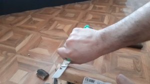 Как насадить топор, чтобы ни когда не слетел, Показал лесоруб