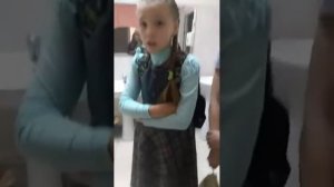 Девушки в институте в туалете