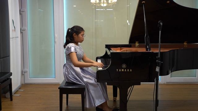 Rinrada Phoungphol / The Lark (M.Glinka ,Transcribed by M.Balakirev) смотреть онлайн