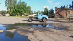 Зил 130 , дрифт , пятки на зиле рисует