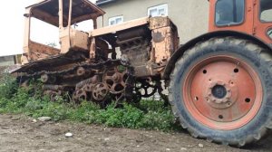 Трактор Т 40  поднял передок у  трактора ДТ 75 l Трактор Т 40 против Трактор ДТ 75