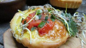 Пикантные пироги с творогом