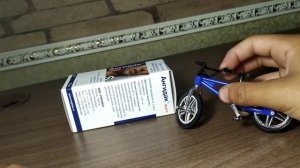 Обучение трюкам на фингер BMX 2!!!