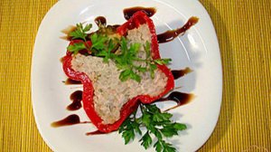 Перец фаршированный, запеченный