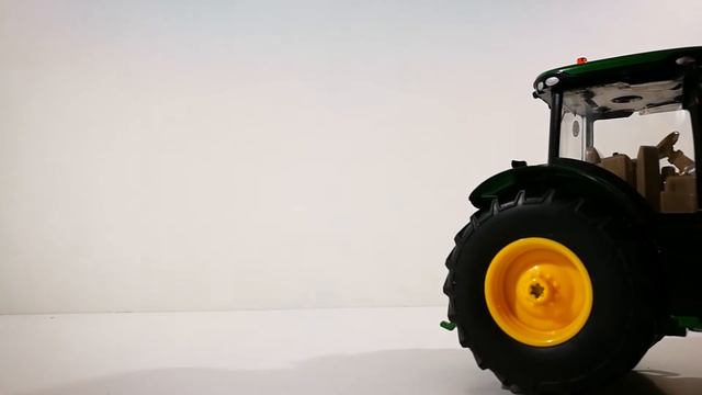How working RC Siku 6777 John Deere metal tractor 1:32