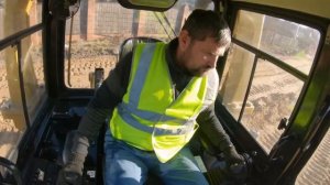 Опыт работы с бульдозером SEM | Гидростатический привод