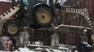 TEREX TLB ДЖО Безумный трактор1