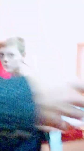 Какой выход выбрать? #рек #тренд #мем #shirts #shorts #театр #закулисье #backrooms #выход #спектакл смотреть онлайн