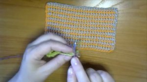 Очень простой двусторонний, двухцветный узор крючком.