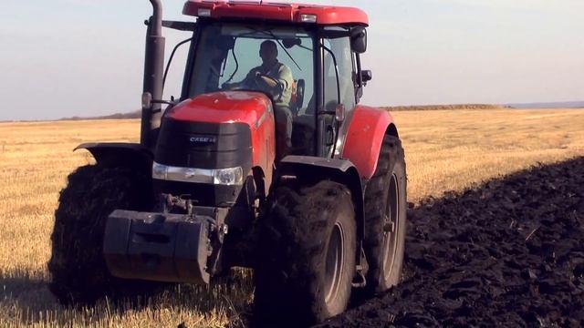 Plowing 2017 | Вспашка | трактор Case IH Puma 210 | плуг оборотный навесной KUHN Multi Master 123 5 смотреть онлайн