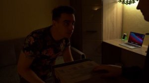 КОРОЧЕ ГОВОРЯ_ НИКОГДА НЕ СМЕЮСЬ(1080P_HD).mp4