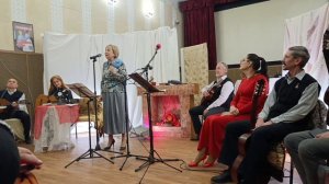 Романса вешнего дыханье...".    -