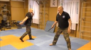 Школа ножевого боя МАКО: Завязка боя с демонстрацией отдельных атакующих элементов