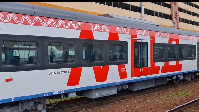 Иволга 4.0 стоит на станции Тушинская смотреть онлайн