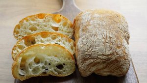 🍞 Чиабатта без замеса – хрустящая корочка и нежный мякиш! 🤤👌