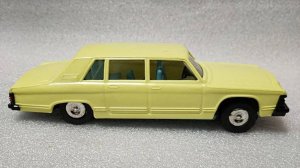 Модель автомобиля ГАЗ-14 Чайка