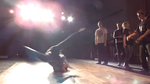 Vans vs. Паша vs. Никитос | Street Fire 2 -АСИНО смотреть онлайн