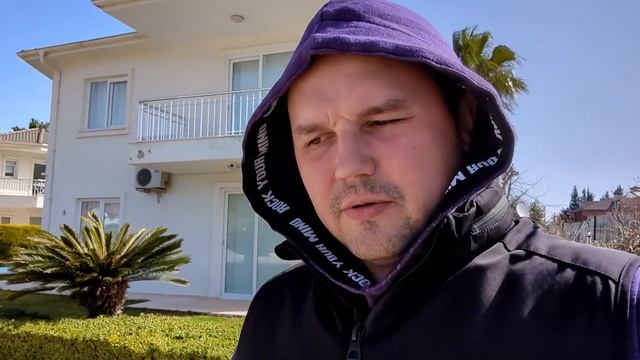 Уехать из России 2022 смотреть онлайн