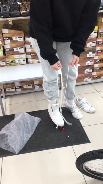 Пошла первая примерка! ФИГУРНЫЕ КОНЬКИ Edea Overture⛸ #любительскийспорт смотреть онлайн