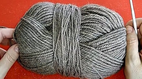 Берём самую обычную пряжу и вяжем простые следки крючком на любой размер смотреть онлайн