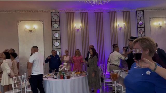 VLOG#поездка в Питер#свадьба2033 смотреть онлайн