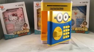 Копилка сейф для детей с денежным приемником и кодовым замком/Копилка для денег детская