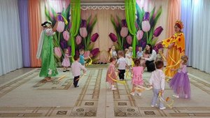 утренник "Весна и Солнышко в гостях у малышей" в группе раннего возраста 2025 г.