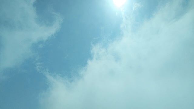 Мини песчаная буря в Абу Даби 16 марта 2025 года.