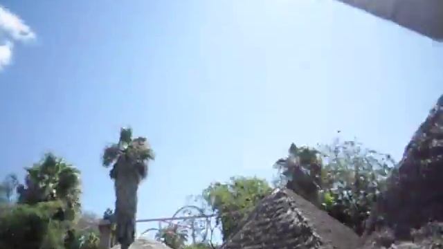 Port Aventura - Kon-Tiki Wave смотреть онлайн