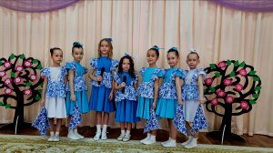 Вокальный дуэт "Росинки"  муз. и сл. Т.Бокач Песня "Самая красивая Родина моя"