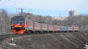 Сдвоенная электричка Киров-Глазов ЭД9М-0115/0129