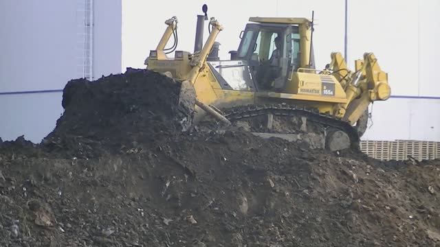 Бульдозер Komatsu D155A смотреть онлайн