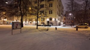 Пешеходная экскурсия по Хельсинки, Финляндия в снегопад.